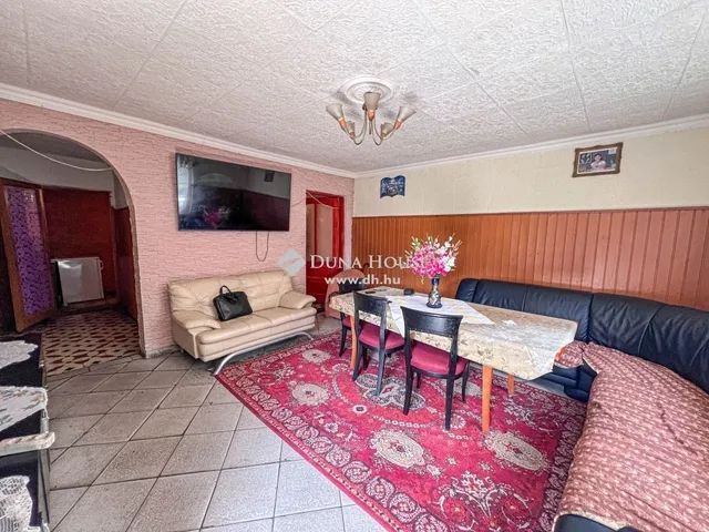 Eladó ház Budapest XVIII. kerület, Újpéteritelep 71 nm
