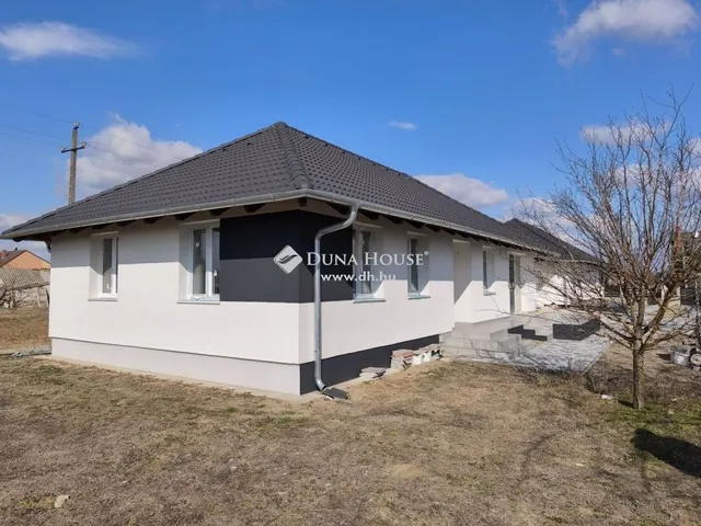 Eladó ház Hernád 119 nm