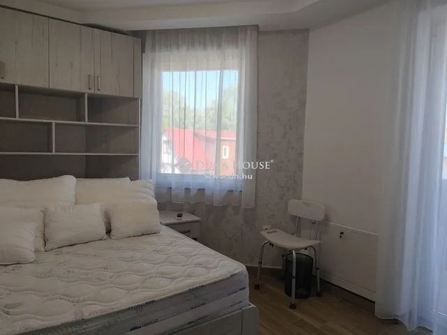 Eladó lakás Ócsa 77 nm
