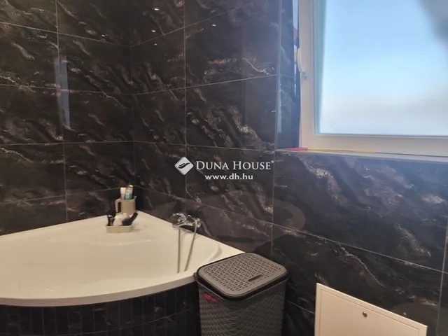 Eladó lakás Ócsa 77 nm