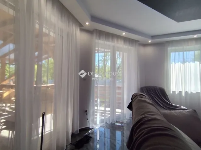 Eladó lakás Ócsa 77 nm