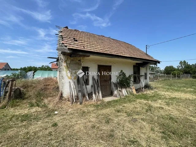 Eladó telek Délegyháza 1970 nm