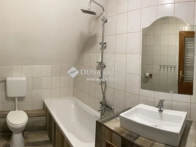 Eladó ház Tököl 197 nm