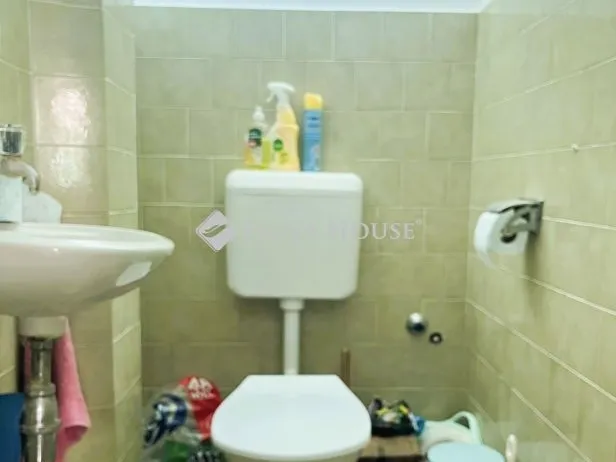 Eladó ház Balatoncsicsó 300 nm