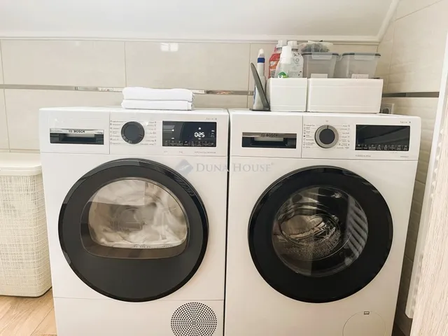 Eladó lakás Dabas 73 nm