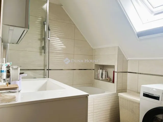 Eladó lakás Dabas 73 nm