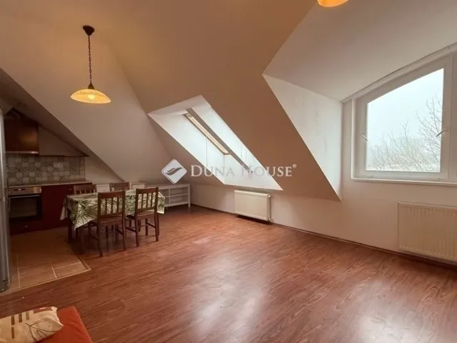 Eladó lakás Budapest X. kerület, Óhegy 56 nm