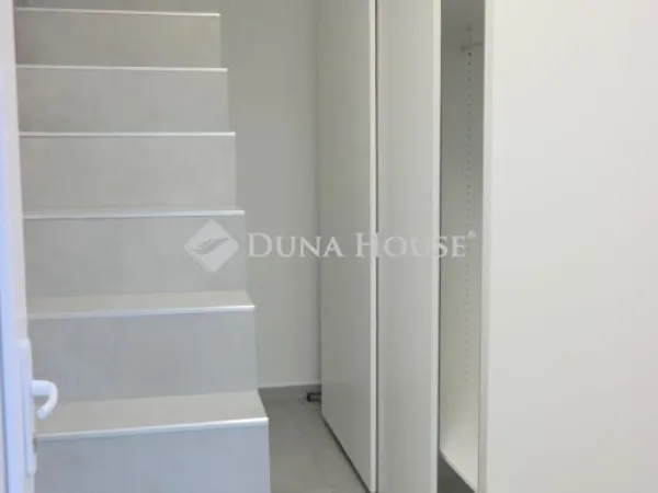 Kiadó lakás Budapest XX. kerület 53 nm