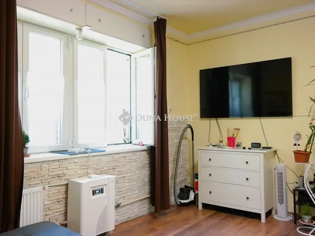Eladó lakás Budapest XX. kerület, Kossuthfalva 42 nm