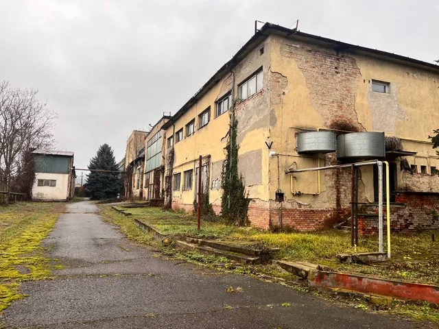 Eladó kereskedelmi és ipari ingatlan Eger, Tihamér 7862 nm