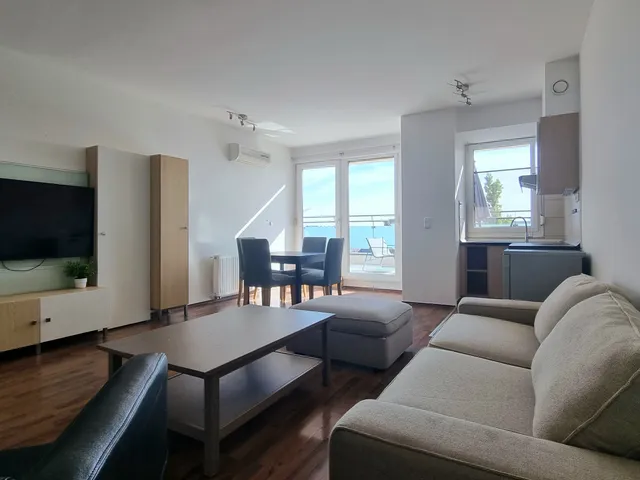 Kiadó lakás Budapest VIII. kerület, Corvin negyed 71 nm