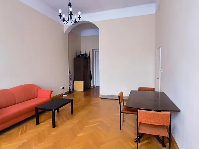 Eladó lakás Budapest VI. kerület 69 nm