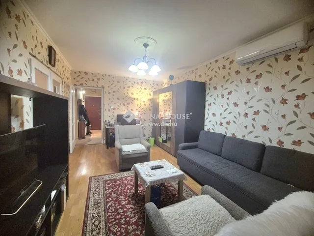 Eladó lakás Budapest III. kerület 52 nm