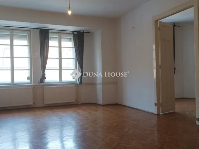 Eladó lakás Budapest VIII. kerület 87 nm