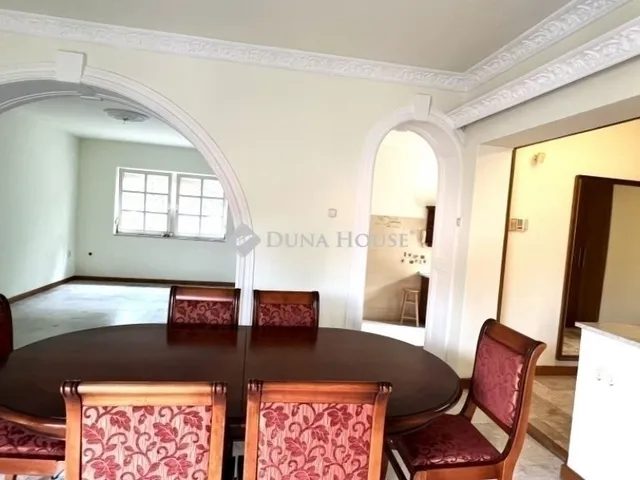 Eladó ház Budapest XVI. kerület, Rákosszentmihály 235 nm