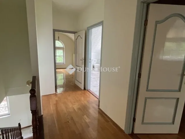 Eladó ház Budapest XVI. kerület, Rákosszentmihály 235 nm