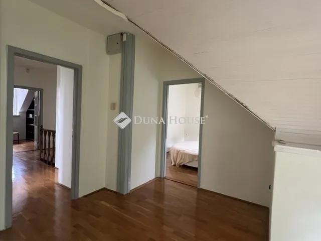 Eladó ház Budapest XVI. kerület, Rákosszentmihály 235 nm