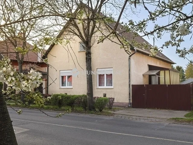 Eladó ház Budapest XVI. kerület, Rákosszentmihály 90 nm