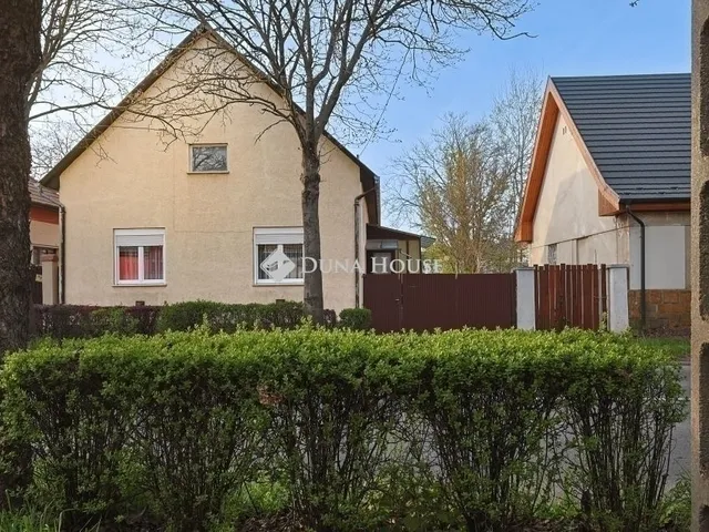 Eladó ház Budapest XVI. kerület, Rákosszentmihály 90 nm