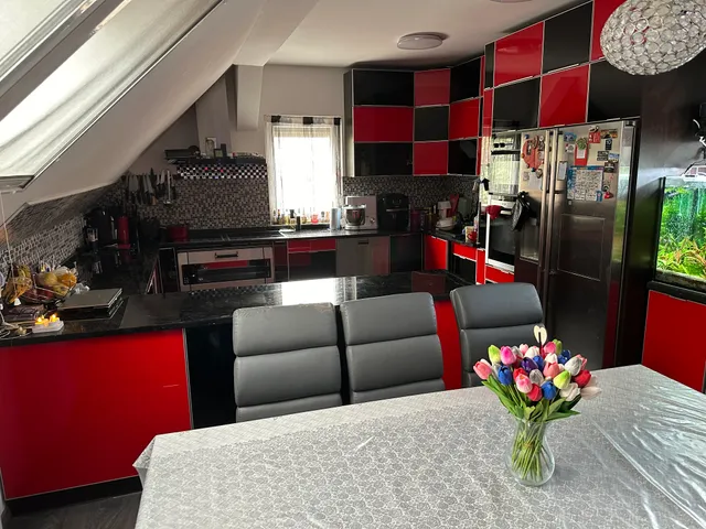 Eladó ház Gyömrő, Máriatelep 278 nm