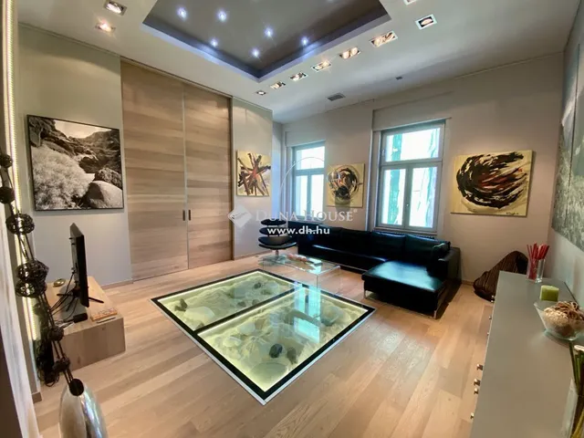 Eladó lakás Budapest V. kerület 93 nm