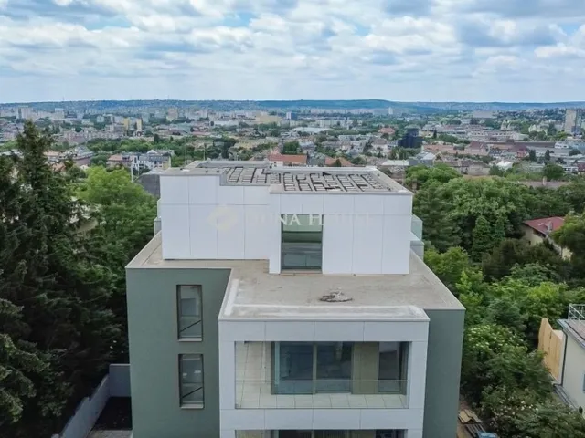 Eladó lakás Budapest XI. kerület 272 nm