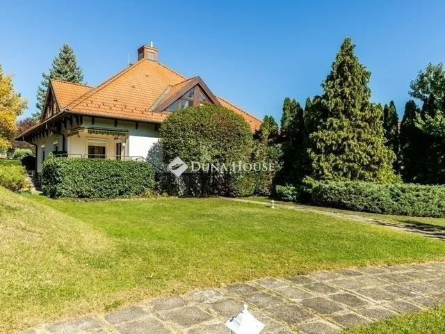 Eladó ház Budapest II. kerület 210 nm