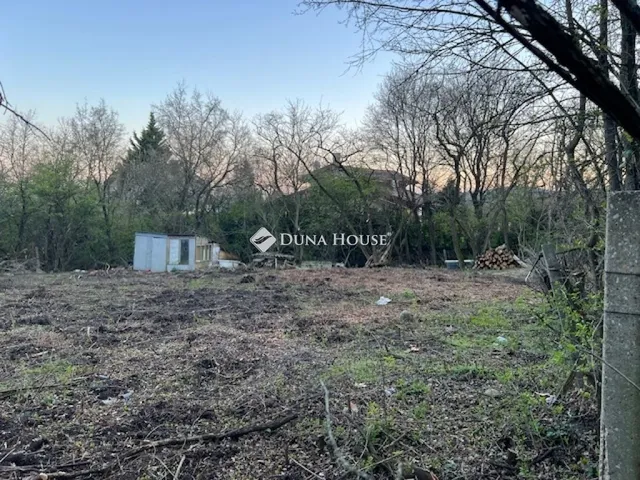 Eladó telek Szentendre 726 nm