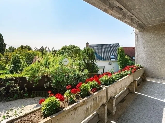 Eladó ház Budapest XII. kerület 180 nm