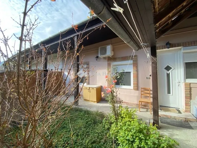 Eladó ház Dunabogdány 42 nm