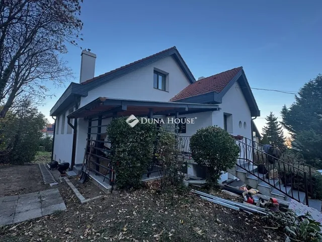 Eladó ház Budapest III. kerület 245 nm