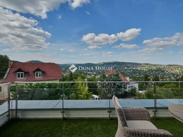 Eladó lakás Budapest XII. kerület 168 nm