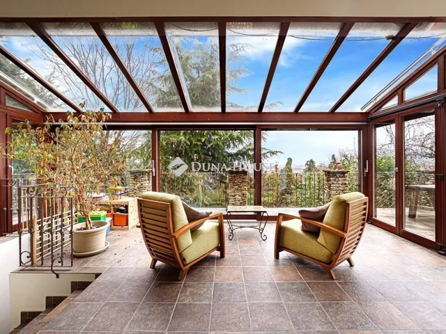 Eladó ház Budapest III. kerület 450 nm