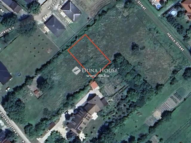 Eladó telek Tahitótfalu 732 nm