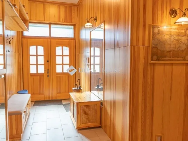 Eladó ház Visegrád 325 nm