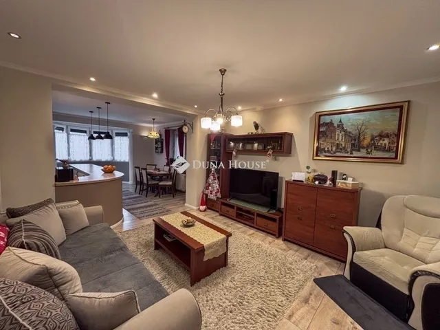 Eladó lakás Dunakeszi 82 nm