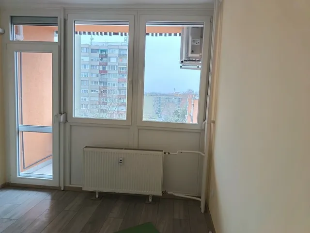 Eladó lakás Vác 56 nm