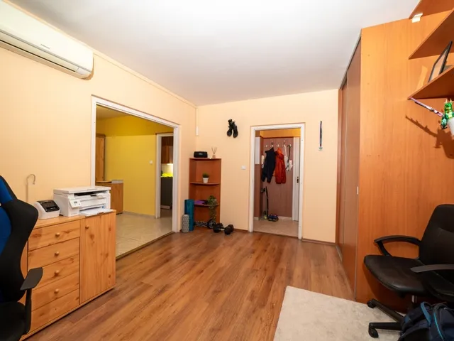 Eladó lakás Budapest IV. kerület 71 nm