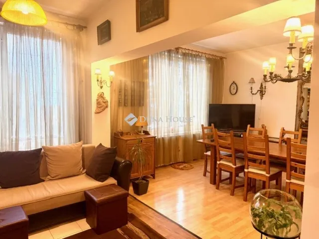 Eladó ház Törökbálint 295 nm