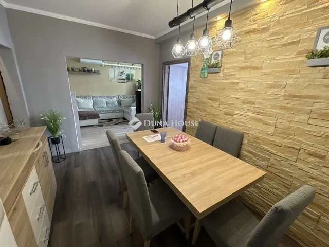 Eladó lakás Dunakeszi 71 nm