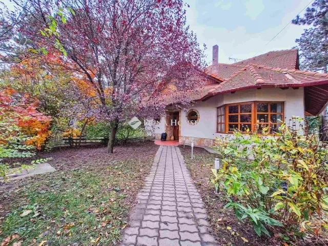 Eladó ház Solymár 245 nm