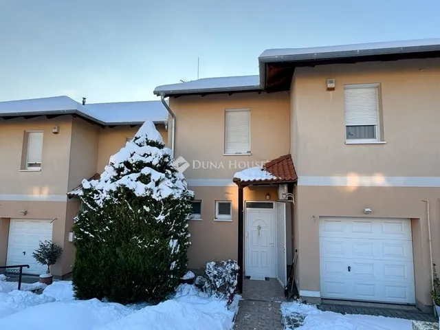 Eladó lakás Biatorbágy 102 nm