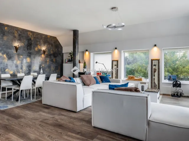 Eladó lakás Budapest III. kerület 237 nm