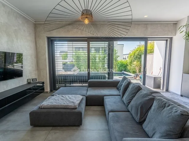 Eladó ház Budapest XI. kerület 220 nm