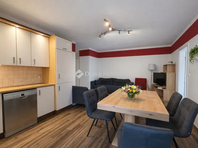 Eladó lakás Dunakeszi 75 nm