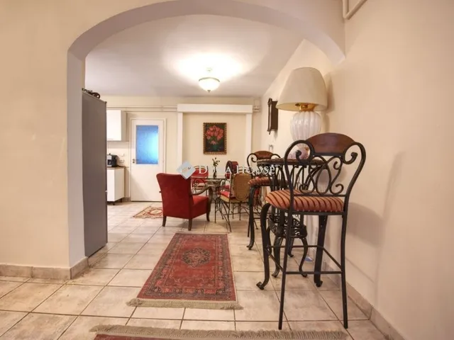 Eladó lakás Budapest II. kerület 150 nm