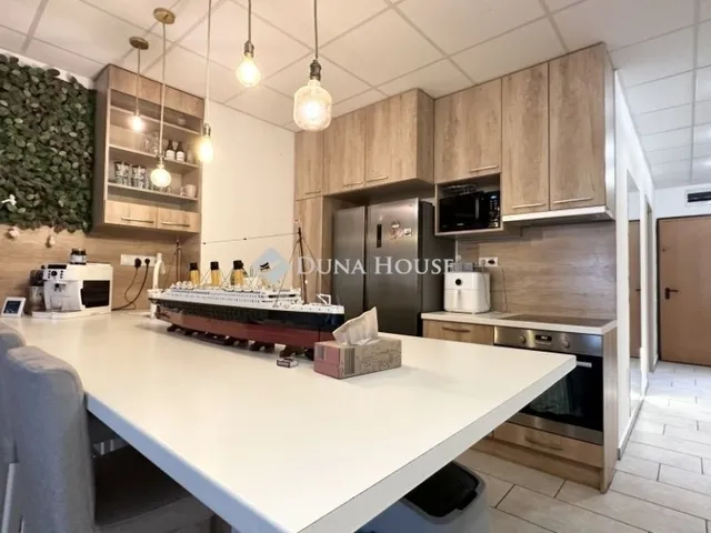 Eladó lakás Budapest XI. kerület 111 nm