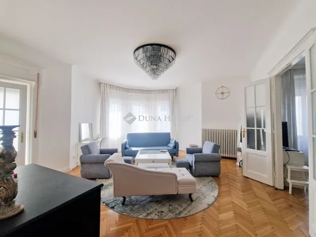 Eladó lakás Budapest II. kerület 138 nm