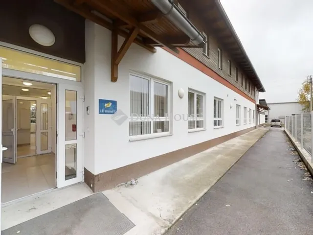 Eladó kereskedelmi és ipari ingatlan Szentendre 996 nm