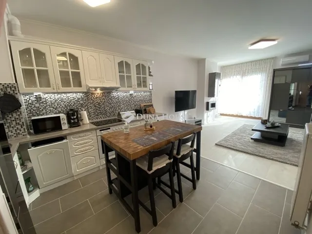 Eladó lakás Budapest III. kerület 38 nm